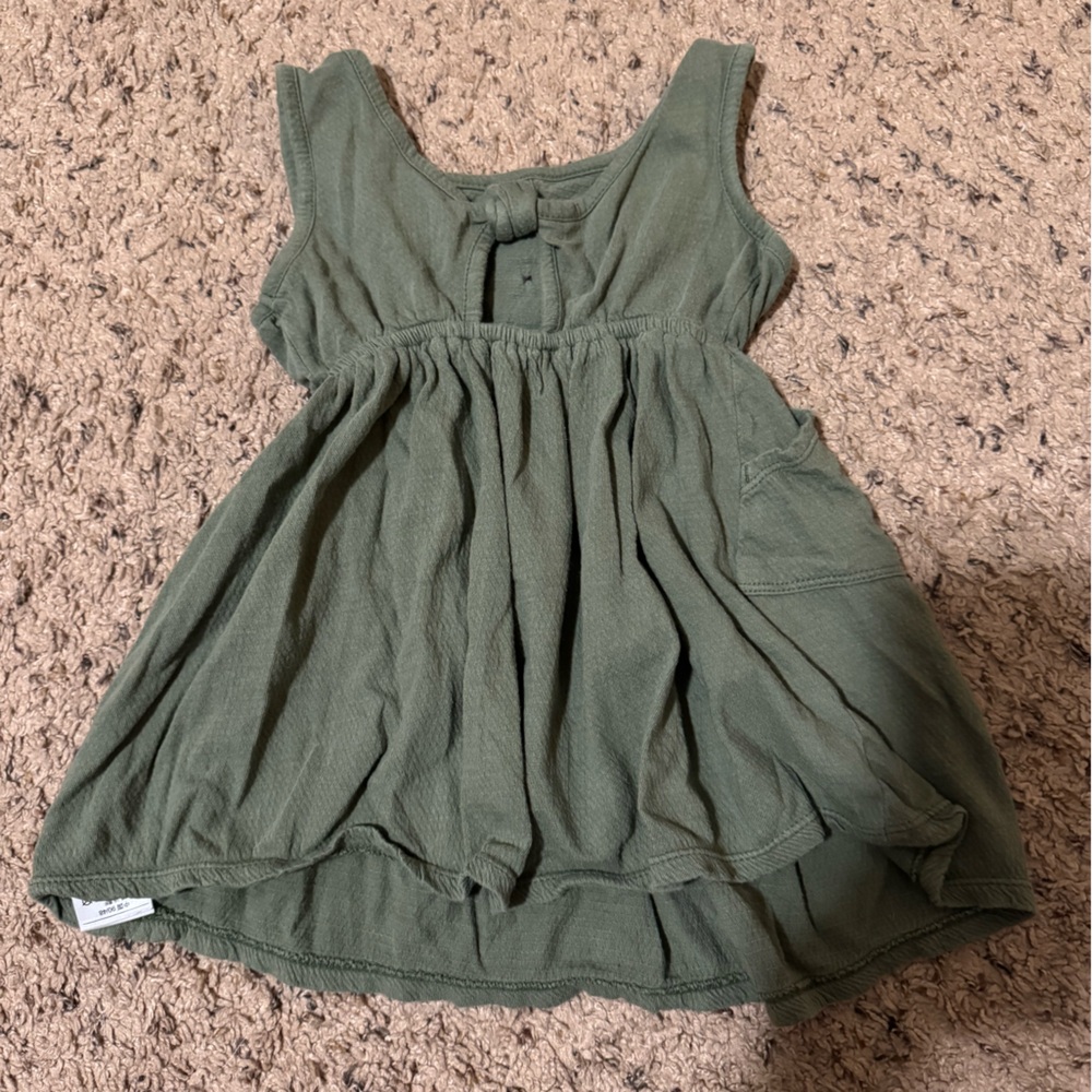 Old Navy Kids Dress in Olive Green - Picture 2 of 2